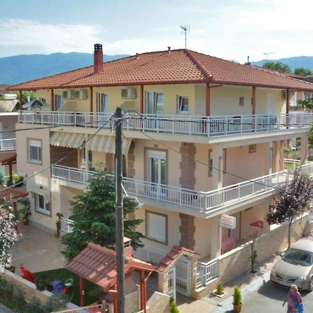 Апартаменты Garbis Μπακάλης Θεοχάρης Лептокария Экстерьер фото